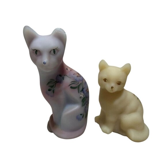 Fenton Blue Burmese Cream Satin Glass Cat Figurines Floral Hand Painted Signed - Picture 1 of 10